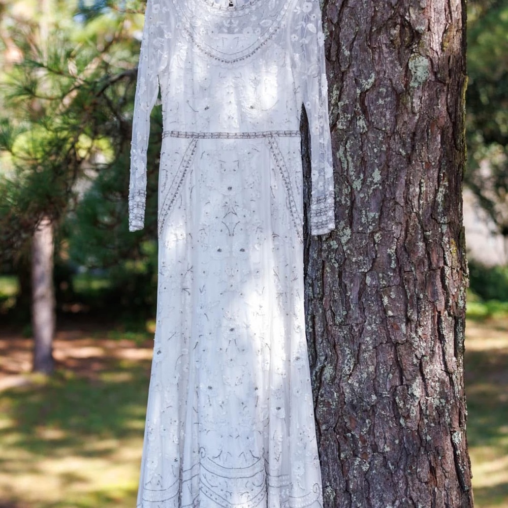 David's Bridal White Lace Wedding Dress